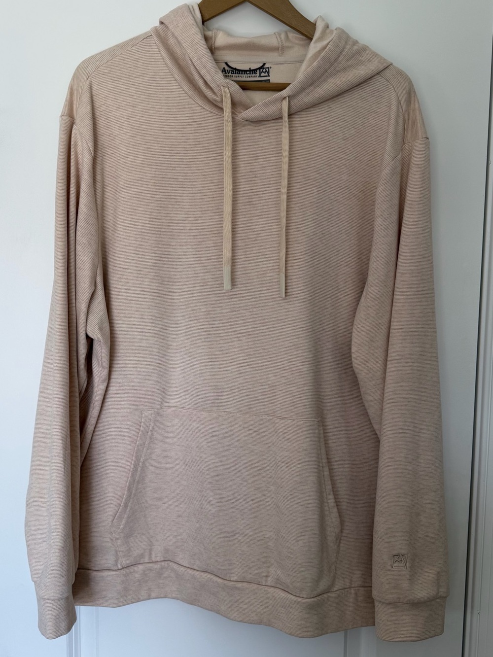 Avalanche Set of 4 Hoodies - Picture 6 of 16